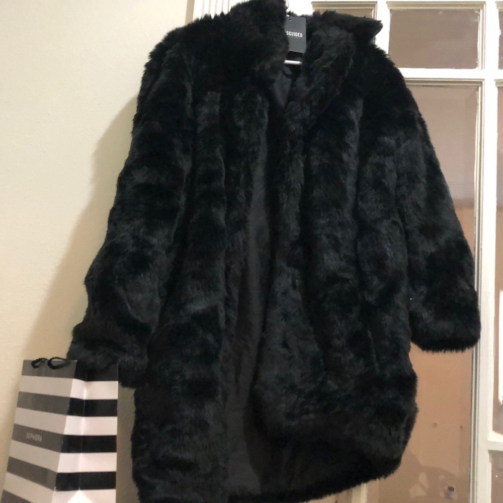 Longline Missguided faux fur coat, brand new